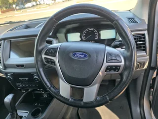 Ford Everest 3.2 XLT Automatic for Sale 7-Seater, 4X2 Drive, 147 KW, Only 127000km FSH Immaculate