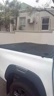 Toyota Hilux Tonneau Cover
