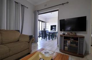 R2,000pn Holiday house in Elysium south coast KZN