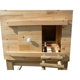 The Villa Henhouse from GardenStuff