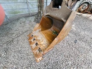 Komatsu PC200-8 Excavator