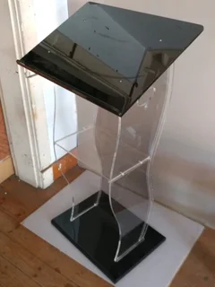 Premium Clear Acrylic Podiums With Black Colour Base