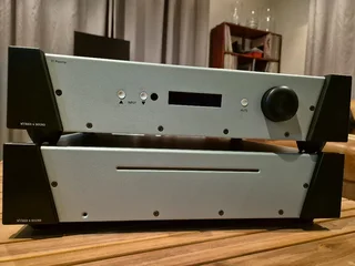 Wyred 4 Sound Pre-Amp and Power Amp
