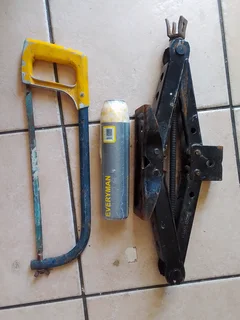 Scissor Jack 1400 kg R150