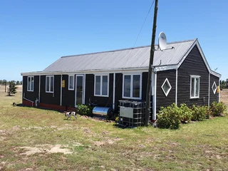 3 Bedroom country house