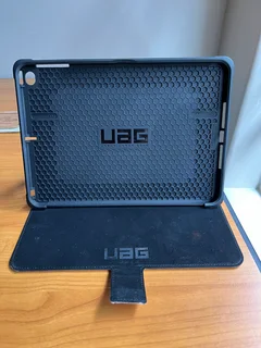 iPad Gen 6 - UAG Cover/ Case!