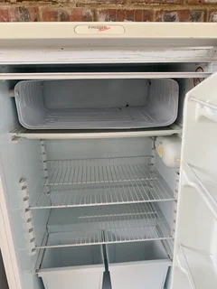 BAR FRIDGE/FREEZER