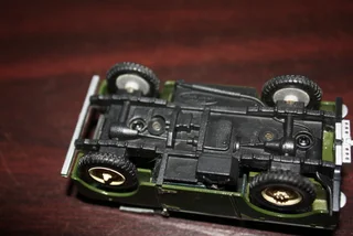 LAND ROVER SERIES 1 80 (REF 1007)