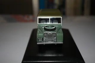 LAND ROVER SERIES I 80.  HUE166. (REF 1018)