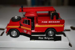 LAND ROVER SERIES III FIRE BRIGADE. (REF 1019)