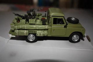 LAND ROVER SERIES III ARMY GUN TRUCK. (REF 1021)