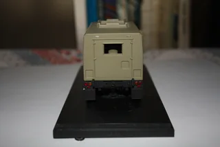 LAND ROVER 101 FORWARD CONTROL  (REF 1022)