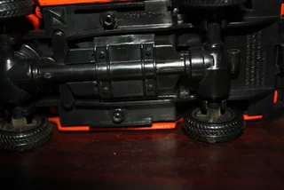 LAND ROVER DISCOVERY SERIES II LAND ROVER TRACK.  (REF 1030)