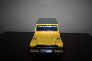 Land Rover Defender 90.  (ref 1038)