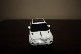 LAND ROVER EVOQUE COMPUTER MOUSE.  (REF 1040)