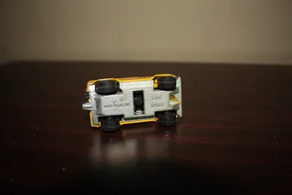 LAND ROVER DEFENDER 90.  (REF 1041)