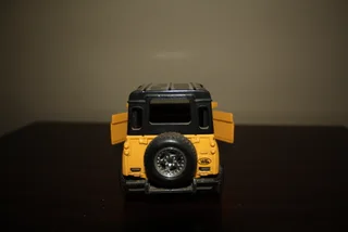 LAND ROVER DEFENDER 90. (REF 1042)