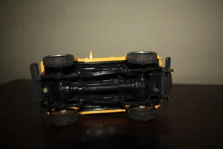 LAND ROVER DEFENDER 90. (REF 1042)