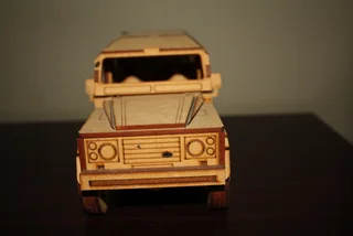 LAND ROVER DEFENDER 110 (DIY WOOD MODEL) (REF 1046)