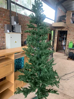 CHRISTMAS TREE AND DECORATIONS