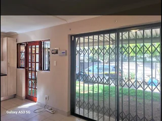 1 Bedroom Cottage to Let, Northwold Gardens