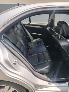 2011 Mercedes Benz C180 CGI automatic