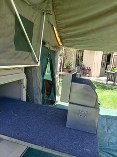 Camper trailer with tent and extras