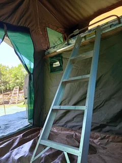 Camper trailer with tent and extras