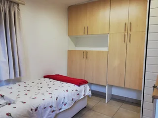 Cozy furnished room with shower and kitchenette. For 1 professional person only.