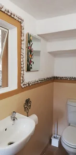 Cozy furnished room with shower and kitchenette. For 1 professional person only.