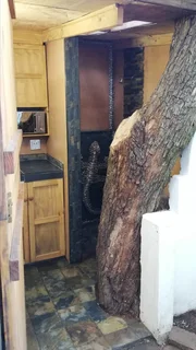 Cozy furnished room with shower and kitchenette. For 1 professional person only.