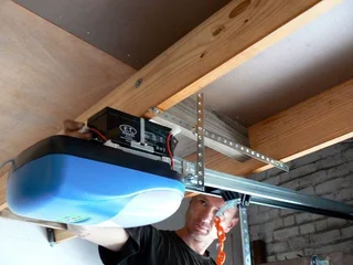 Electronic Garage Repairs