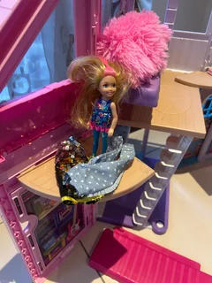 Malibu Barbie House Toy Doll House