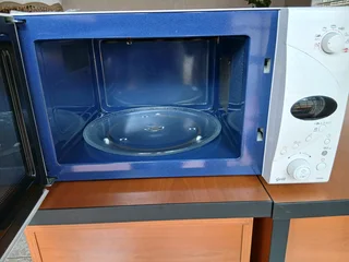 Samsung 30L Microwave (White)