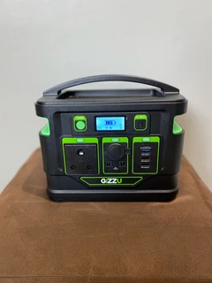 Gizzu 300W portable power station - New still in box
