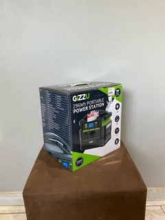 Gizzu 300W portable power station - New still in box