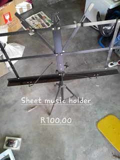 Sheet music stand