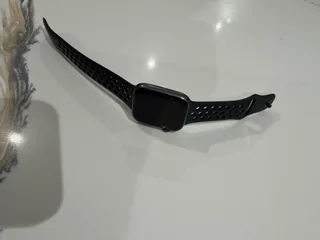 Apple Watch Series 4 Nike &#43; 44mm