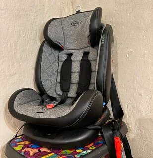 Bambino i-Rotate 360° Isofix Infant to Toddler Car Seat For Sale