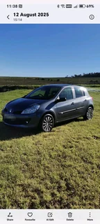 2009 Renault Clio 1.4 with only 79000km