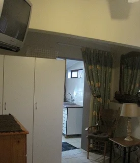 Furnished 1 bedroom garden cottage to let in Pinetown for SINGLE MALE (MAN) PINETOWN  R3500.