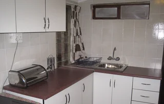 Furnished 1 bedroom garden cottage to let in Pinetown for SINGLE MALE (MAN) PINETOWN  R3500.