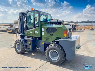 2025 All Terrain Forklift – 3.5 Ton 4×4