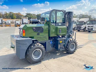 2025 All Terrain Forklift – 3.5 Ton 4×4