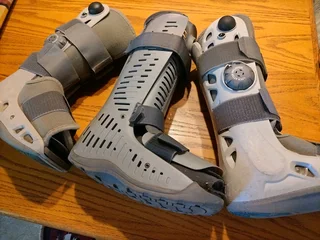 Moonboots kids and adults