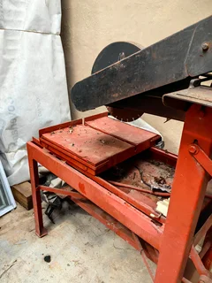 MACHINERY - Ad posted by Daniel Balkissoon