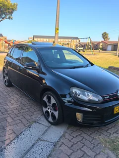 2010 Volkswagen Golf Hatchback