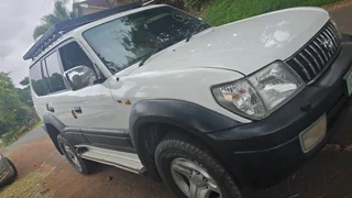 2000 Toyota Prado SUV