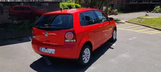 2014 Volkswagen Polo Vivo Hatch 1.4 COMFORTLINE Tiptronic. AUTOMATIC. LOW KMS WITH SERVICE HISTORY.