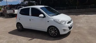 2012 Hyundai I10 1.2 Gls Automtic. Low Kms. Immaculate Condition.